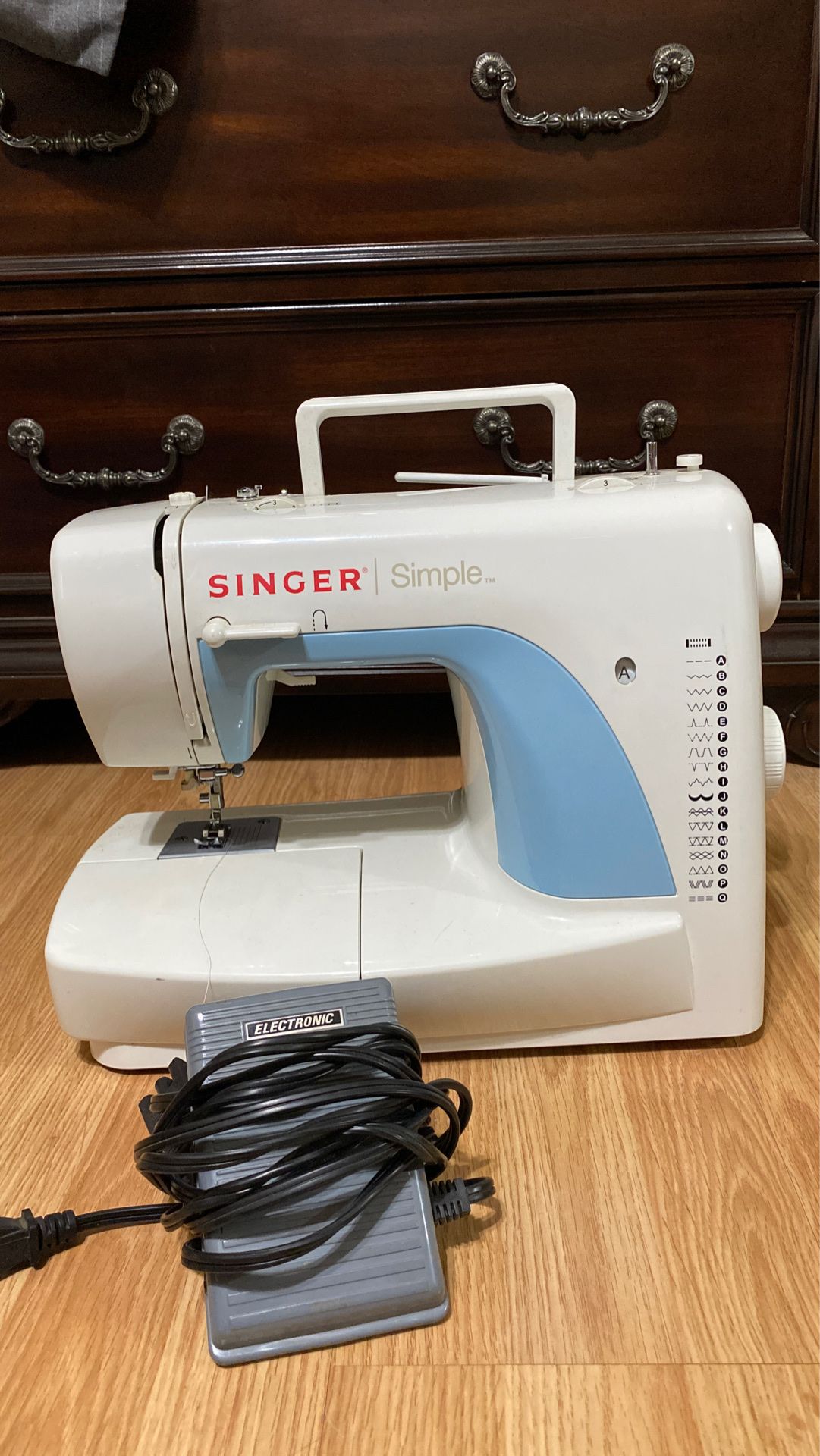 Singer 3116 Sewing Machine for Sale in Fresno, CA OfferUp