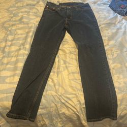511 Levi