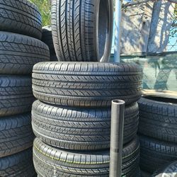 Set Of Four Used Michelin 215/55R17 $260 