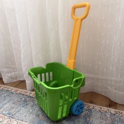 Melissa & Doug Rolling Basket