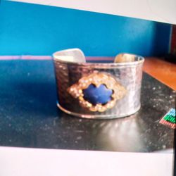 Blue Stone Trimed Gold In A Silver Cuff Bracelet 