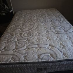 FULL Size Mattress And Box Spring