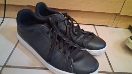Size 10.5 K - Swiss shoes