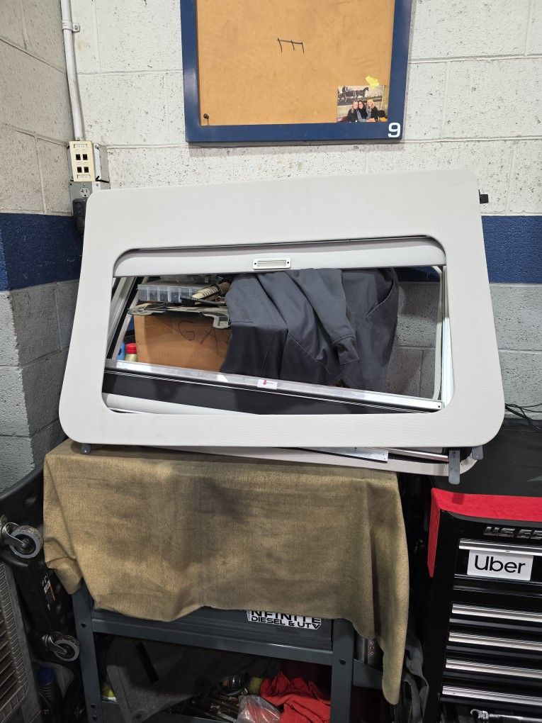 Tesla Model 3 Roof Shade