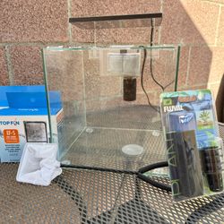 Fish Tank Aquarium with accessories 