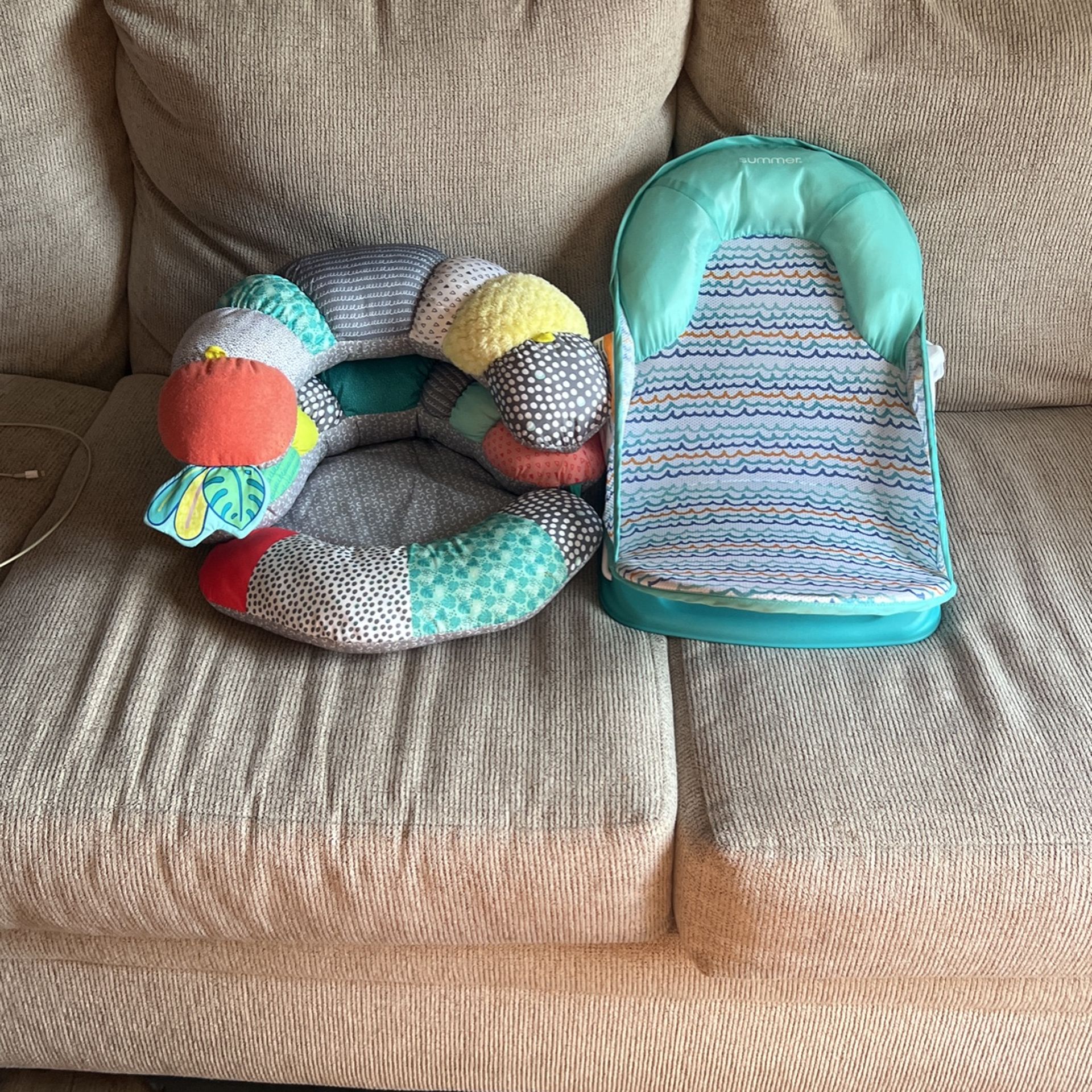 Baby Shower/ Chair Both 30$