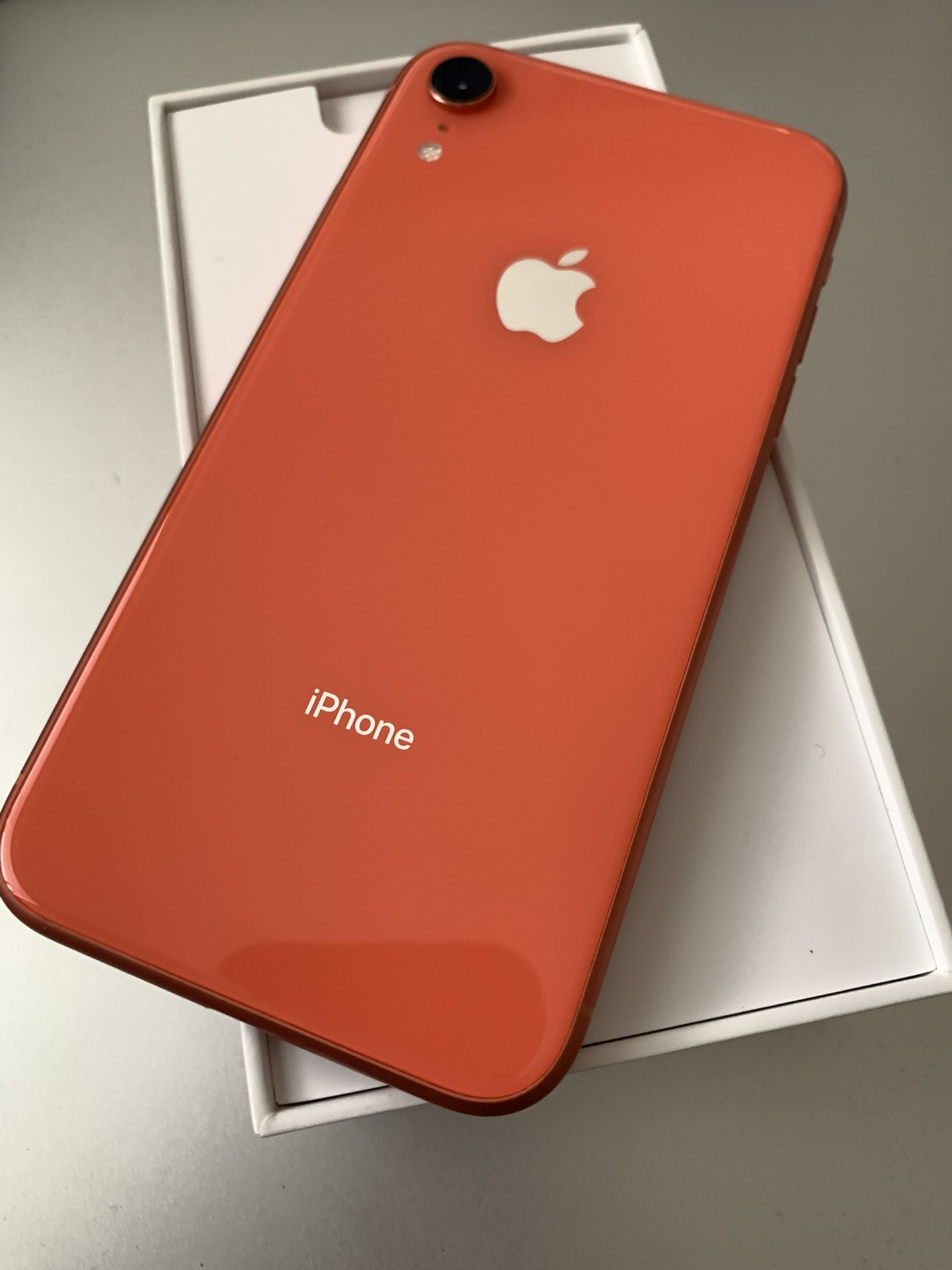 Coral Iphone Xr Orange Iphone XR Orange 64GB ANY CARRIER