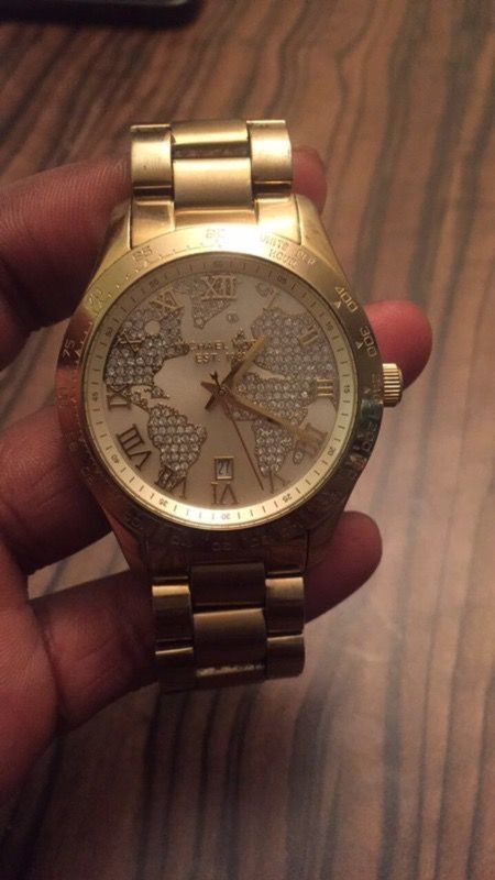 Michael Kors layton watch