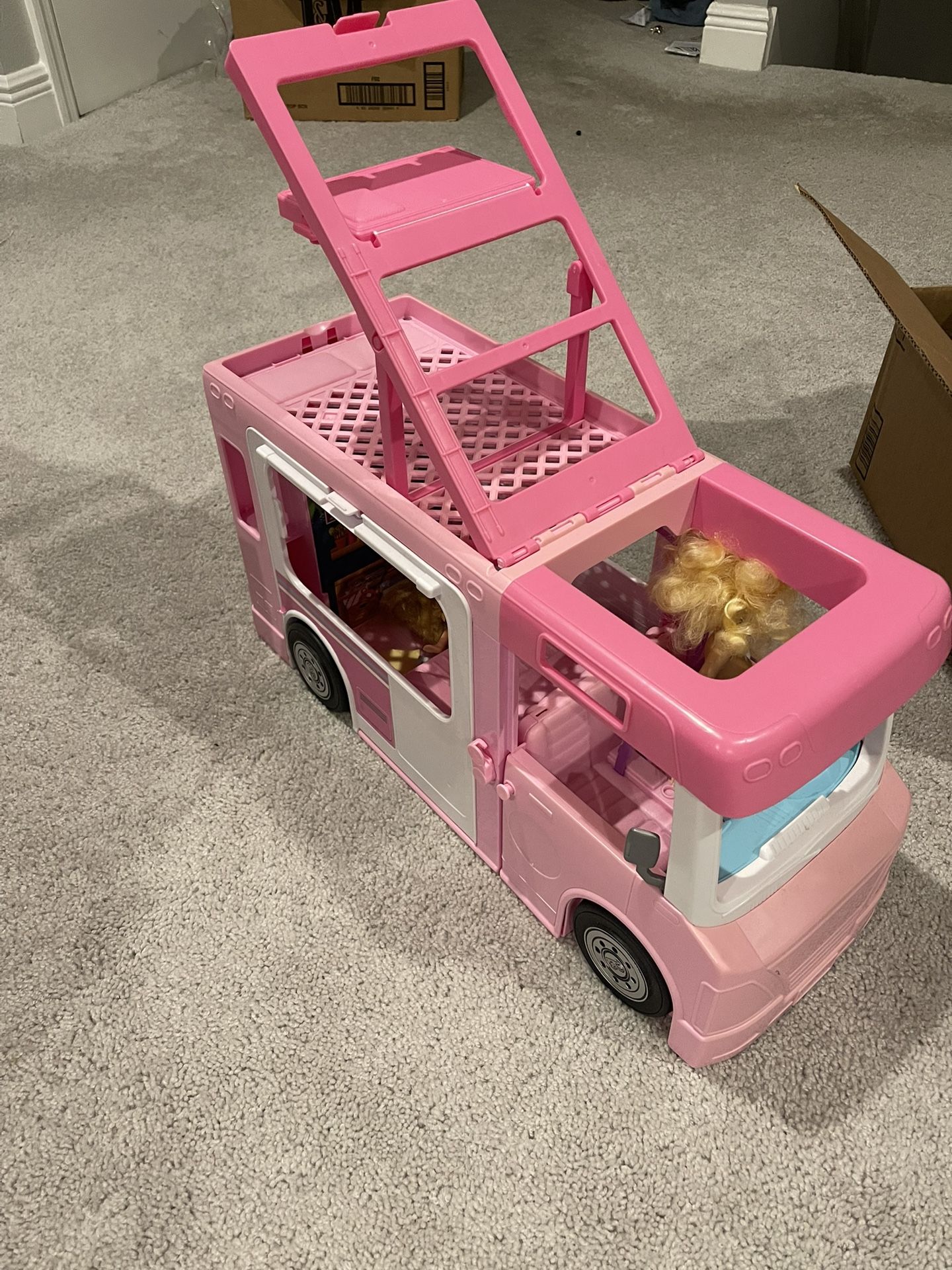 Barbie camper