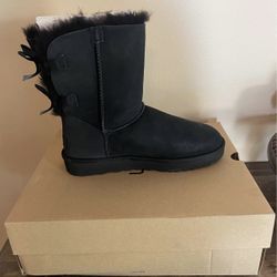 UGG Women's Bailey Bow II Boot, Black, Size 8