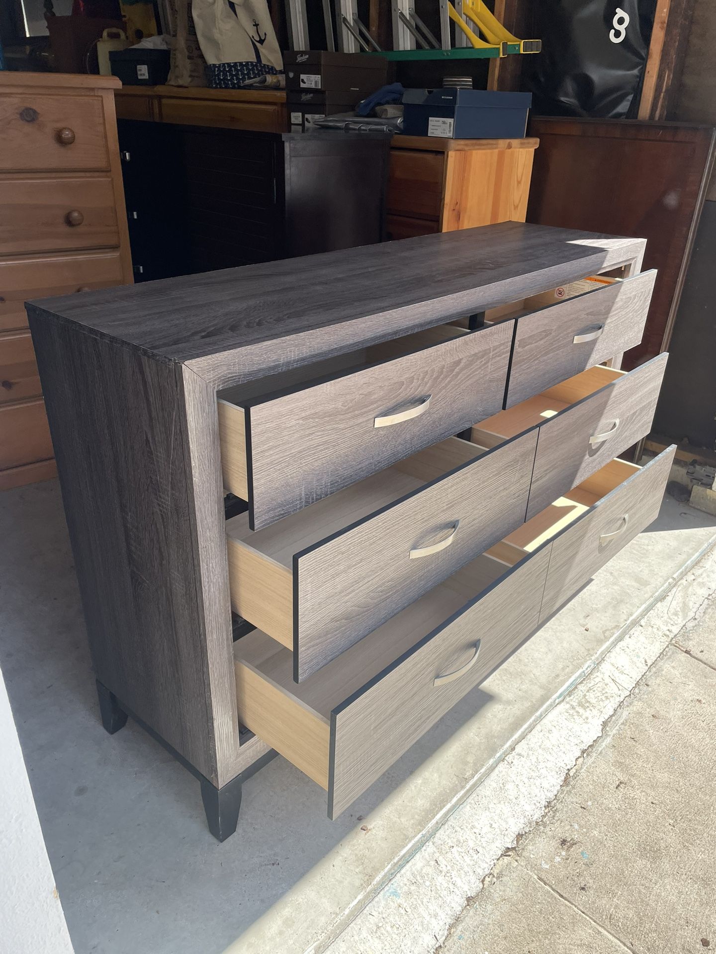 6 Drawer Dresser