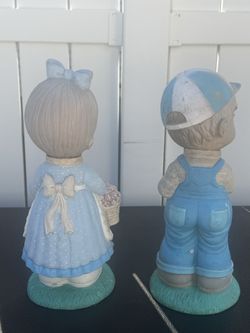 VINTAGE ART LINE BOY AND GIRL LAWN ORNAMENTS