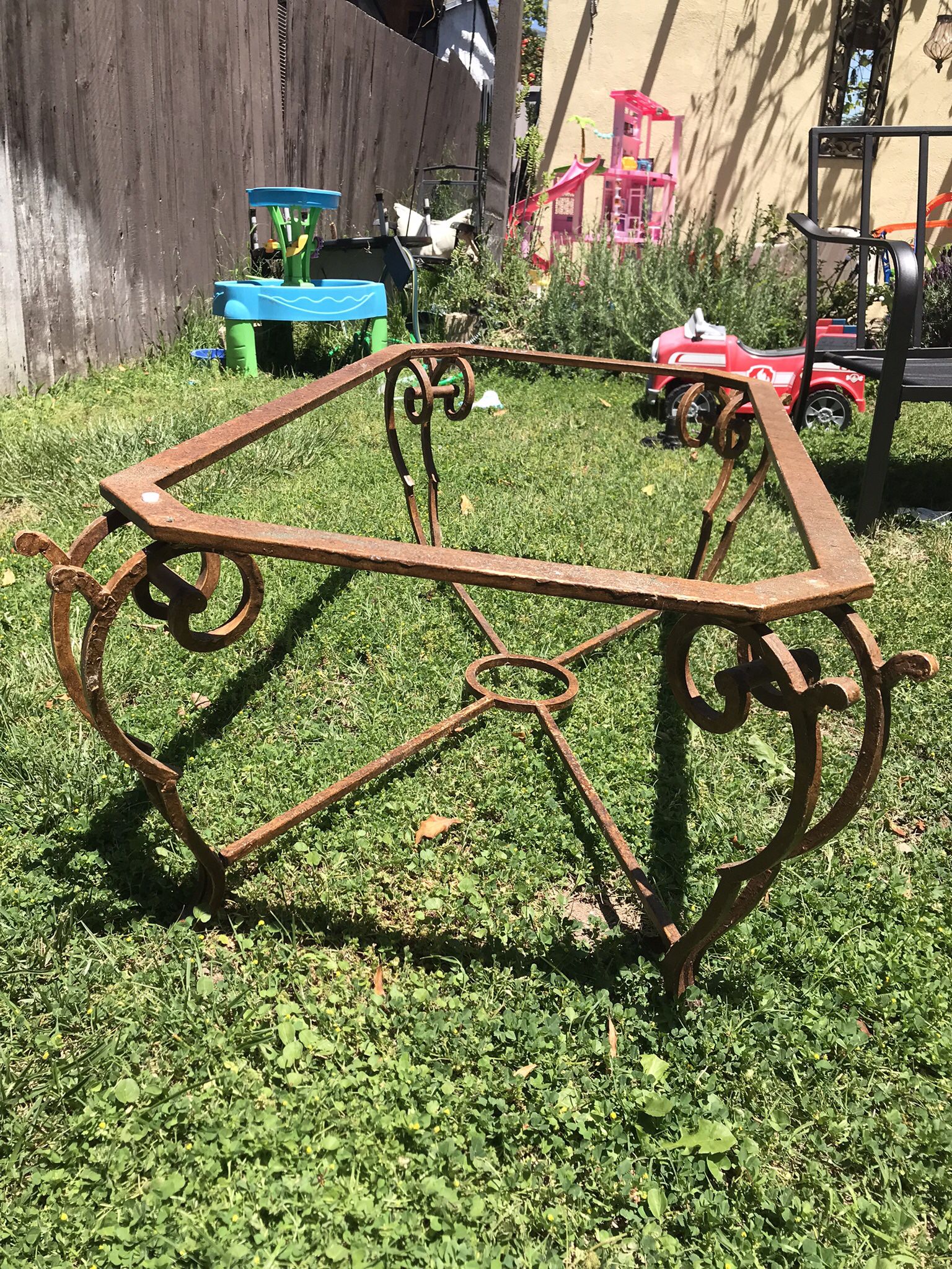 Table Frame (Iron with bronze color)