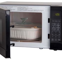 Microwave Oven 700-Watts 0.7-Cu.Ft - Black
