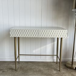 Table with 2 drawers