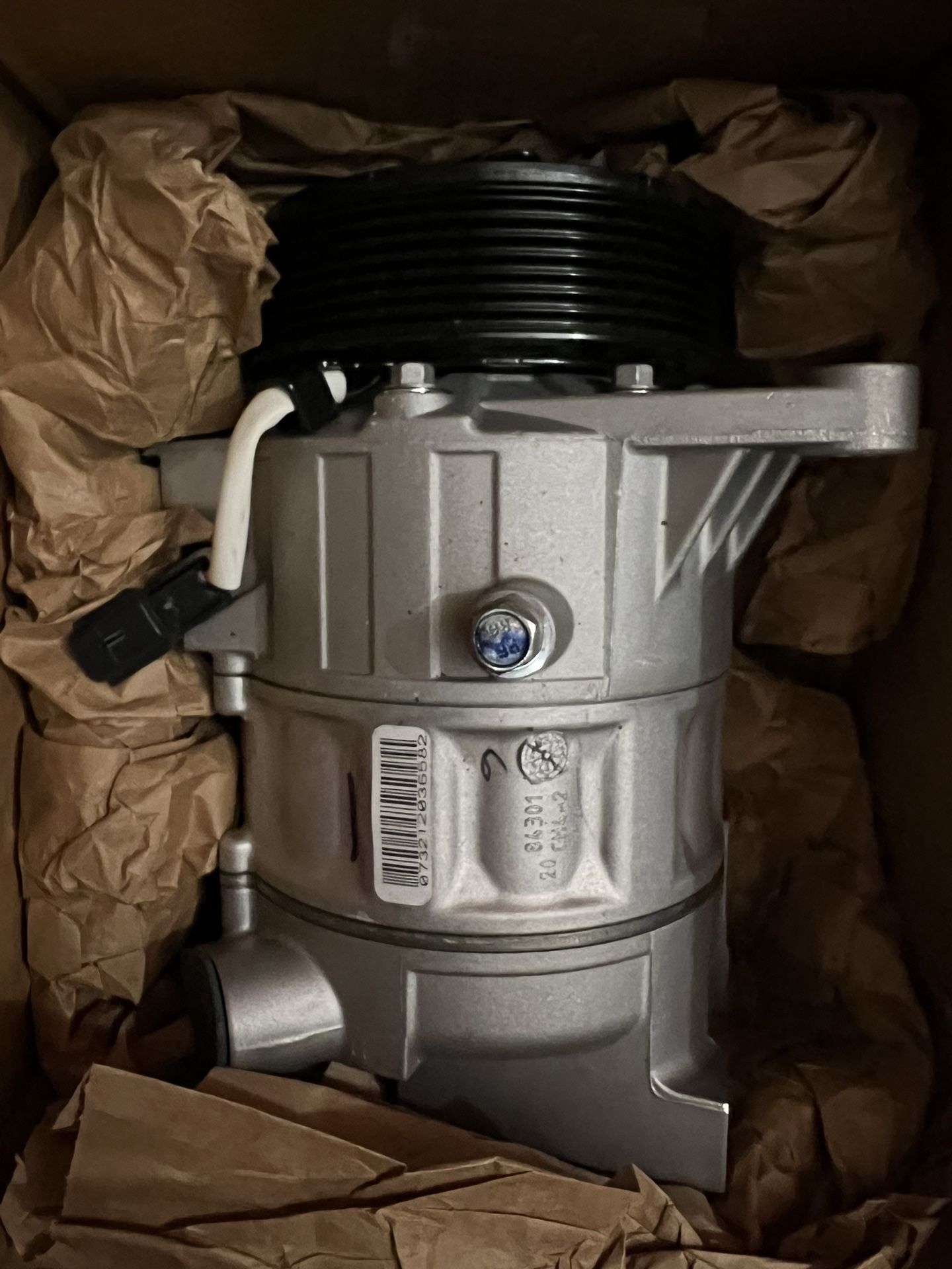 New OEM AC Compressor 2014-2020 Nissan Pathfinder & Infiniti QX60 92600-9NB0D