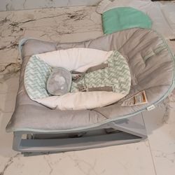 Infant rocker chair Never Used