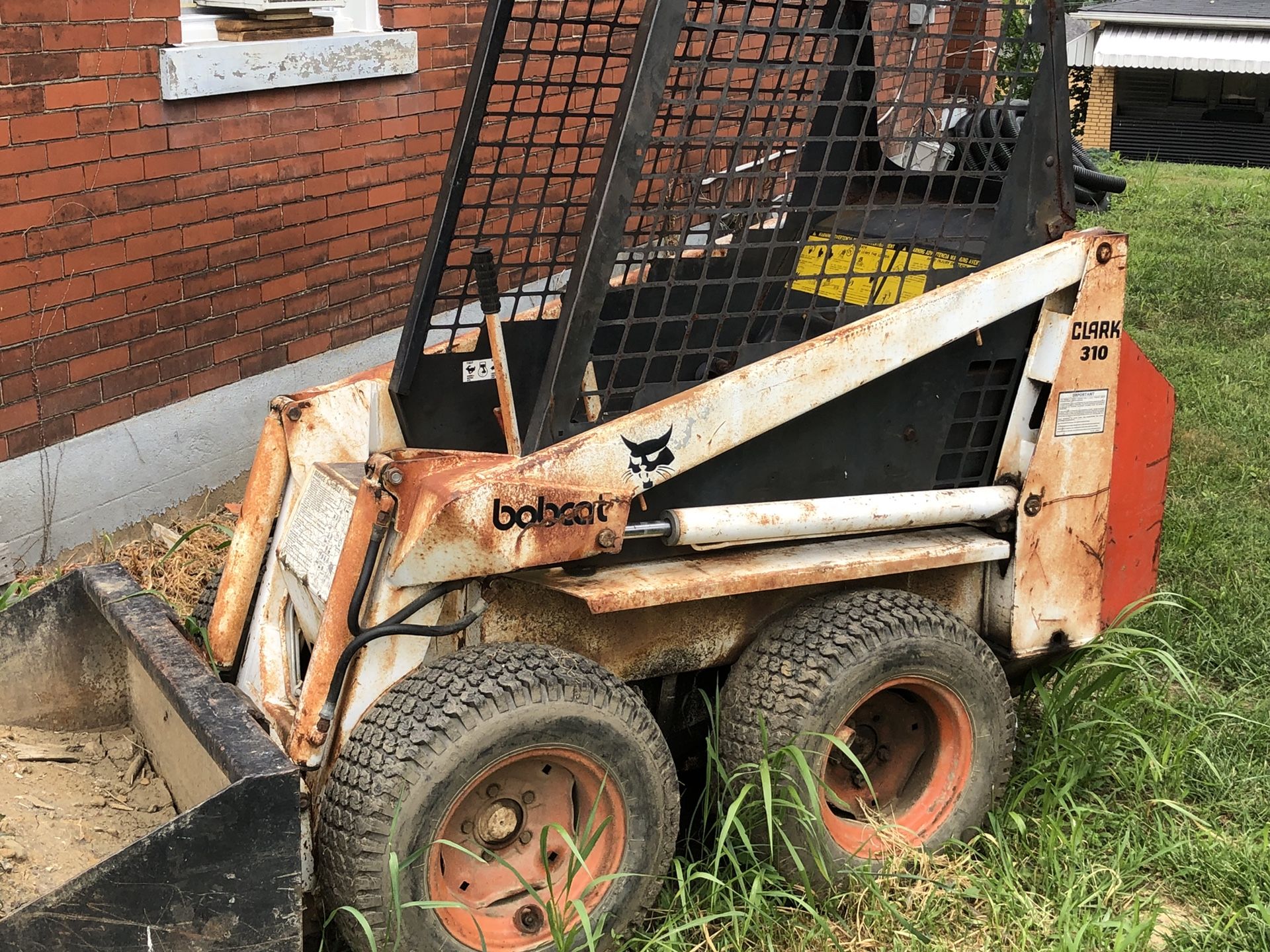 Bobcat 310 Clark
