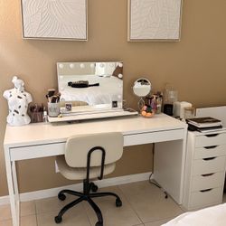 Vanity Desk