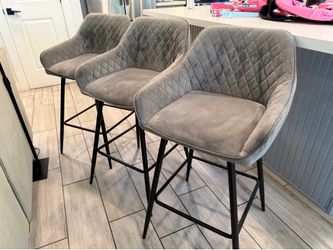 Set of 3 Velvet Counter Stools - Diamond Quilted Back