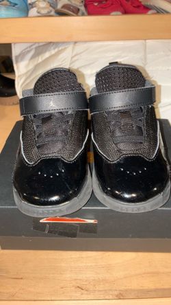 Toddler black Jordan