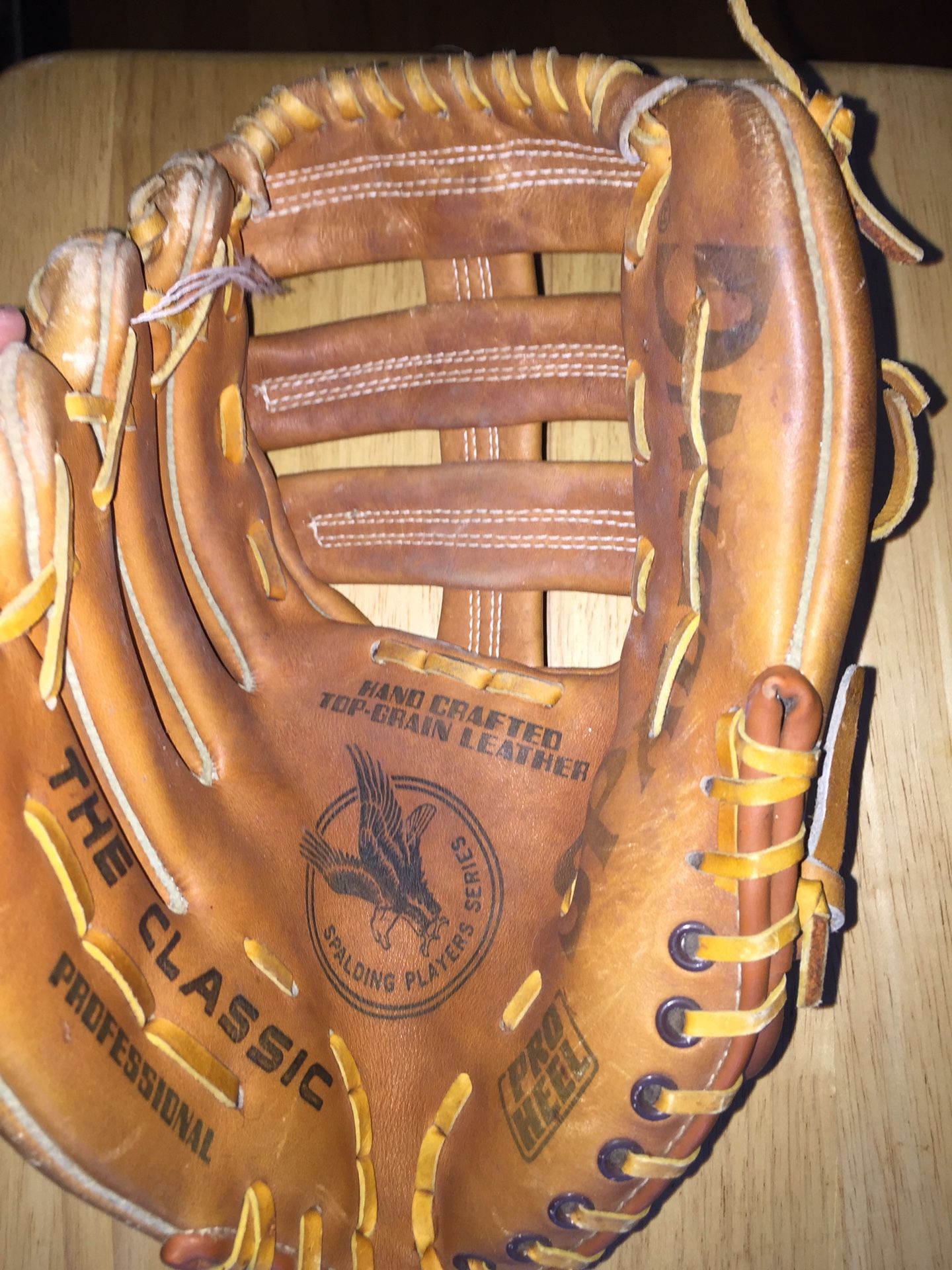 Spaulding  Leather softball glove "The Classic" 