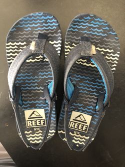 Kid reef used size 9/10