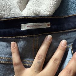 levis 