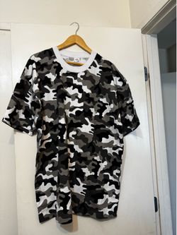 Black and Gray camo Tshirt