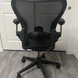 Herman Miller Aeron Remastered 2019 Fully Loaded