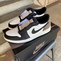 Jordan 1 low OG Mocha