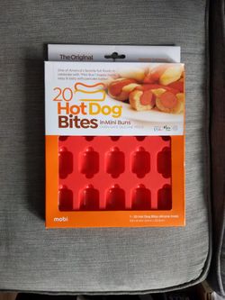 Mobi 20 Hot Dog Bites Silicone Mold New