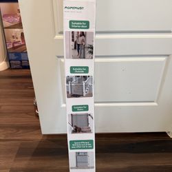 Retractable Safety Gate 