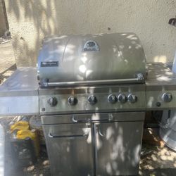 Gas Grill