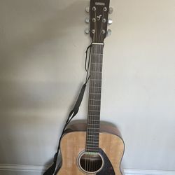 Guitar Yamaha FG800 