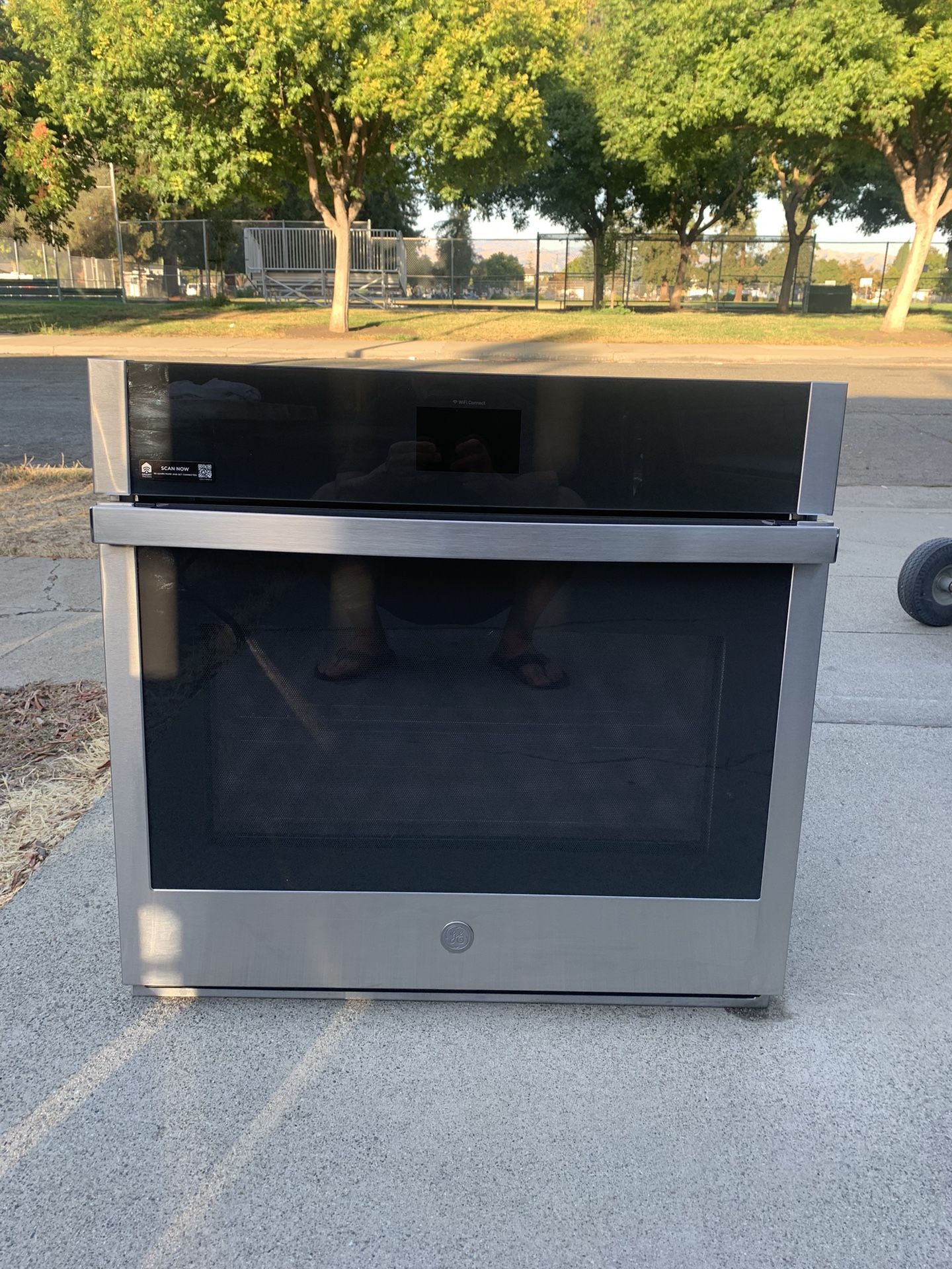 GE 30” electric wall oven and GE Profile Cooktop