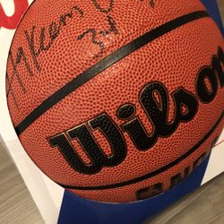 Hakeem Olajuwon Signed Basketball