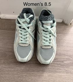 Women’s LA Tech Athletic LED Shoes