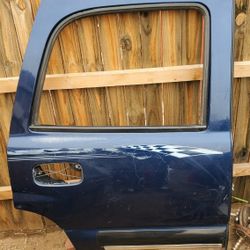 00 - 06 Chevy Tahoe, GMC, Back Doors 