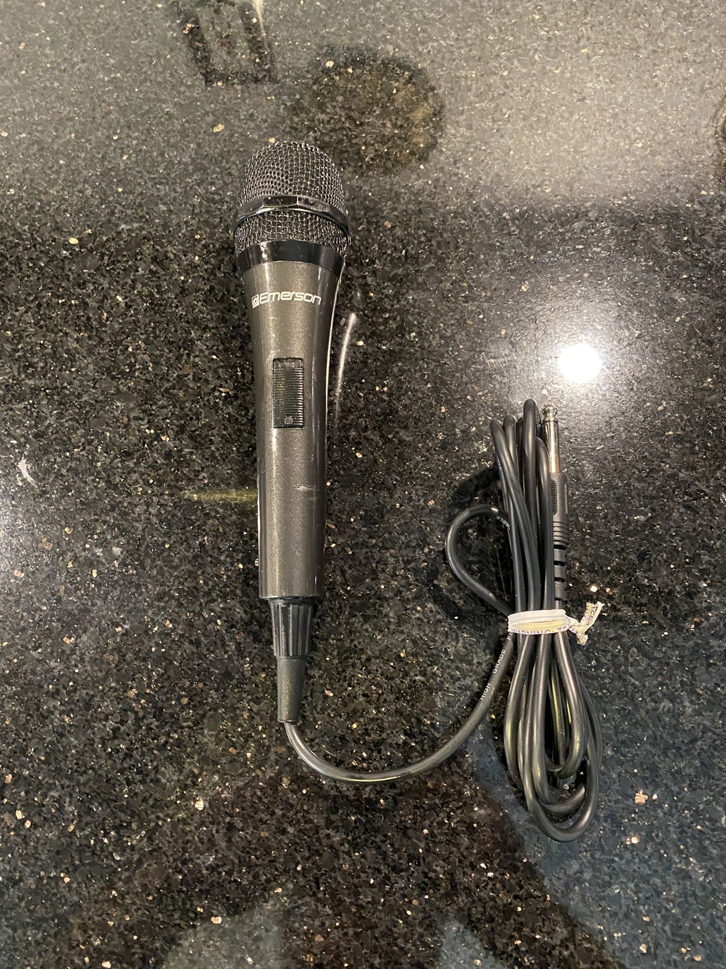 Emerson Microphone Karaoke with 3.5mm Jack, Black