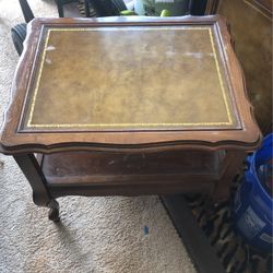 (2) 24x20 Tables With Shelf