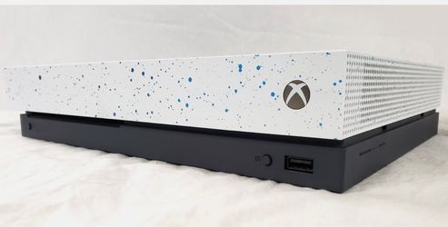 Xbox one x 1TB NBA 2k20 limited edition