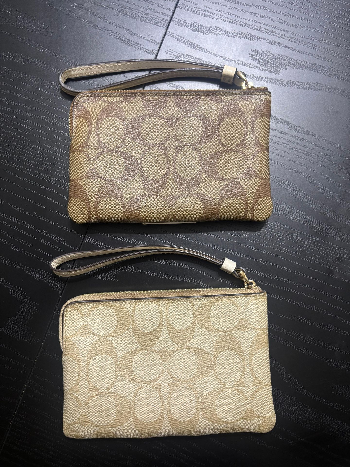 Coach Corner Zip Wristlet 