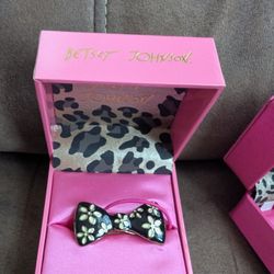 Betsey Johnson Ring