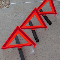 Safety Triangles DOT Approved, Standard Warning Triangles Enmergency Reflector, Emergency Triangles for Vehicles with Carry Case(3 Pack,Without Sand)