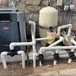 Pool Equipment / Equipo de Alberca