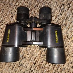 Bushnell Binoculars 