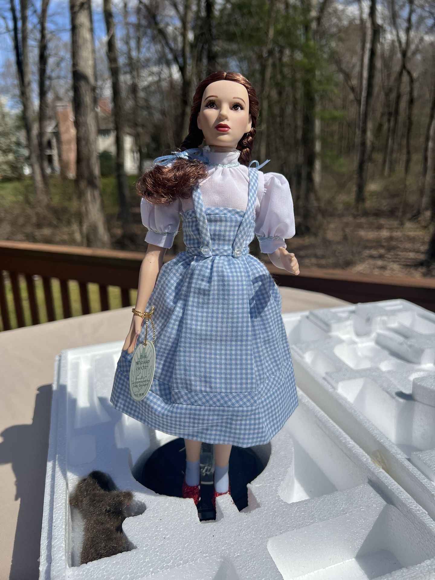 Mattel Timeless Treasures THE WIZARD OF OZ Dorothy, Toto