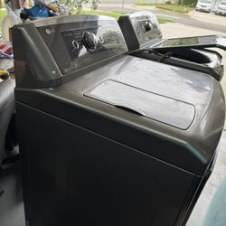 Smart hE LG Washer and Dryer