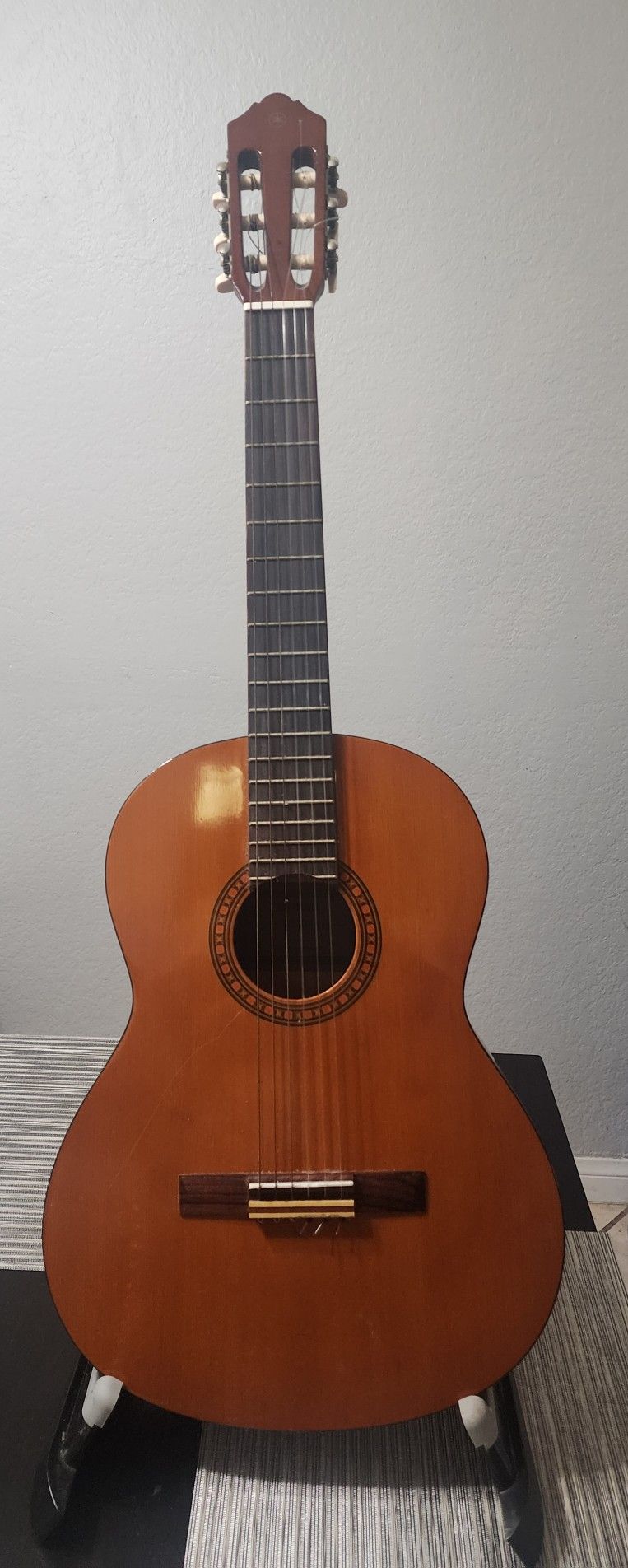 Yamaha Acoustic Guitar